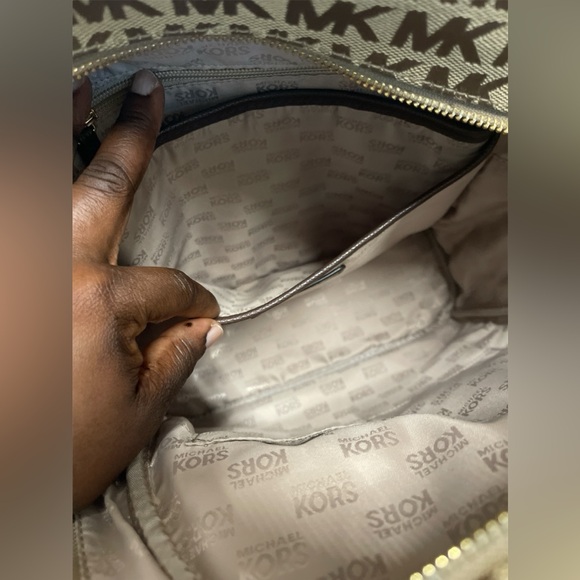 Michael Kors large backpack - Picture 9 of 12